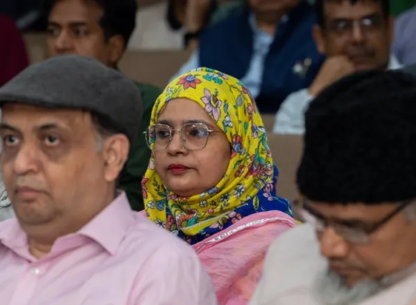 Yang Mulia Sekretaris Jenderal LMD, Ketua Asosiasi Ulama Muslim, Syekh Dr.Mohammad Al-issa , menyampaikan ceramah di Yayasan Internasional Vivekananda di New Delhi, di hadapan beberapa tokoh agama Islam dan non-Islam