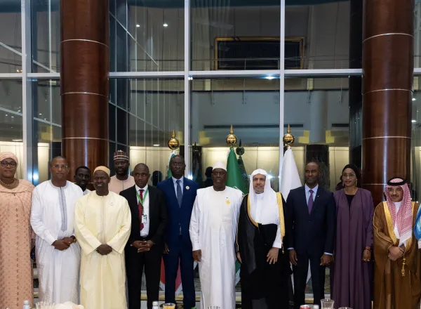His Excellency Mr. MackySall, the President of the Republic of Senegal, visited the Muslim World League Office in Riyadh. The President and his accompanying delegation were welcomed by His Excellency Sheikh Dr. Mohammed Al-Issa
