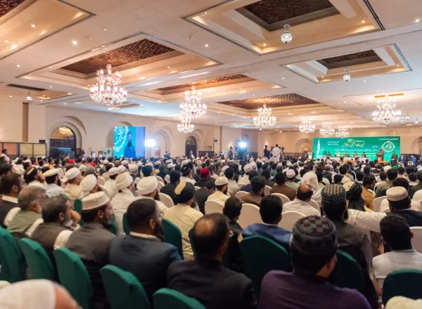In the presence of the Pakistani President, Islamabad launches its conference on the biography of Prophet Mohamed (peace be upon him) and chooses Dr. Al-Issa as chief guest