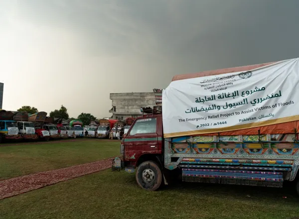 Cheikh Alissa inaugure la campagne d’aide. de la LIM à Islamabad pour le secours du peuple pakistanais