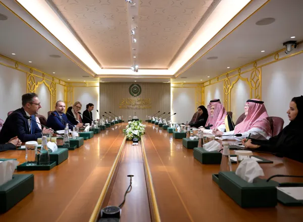 دبیرکل سازمان همبستگی جهان اسلام با هیئتی از اندیشمندان آلمانی از مراکز گوناگون پژوهش و اندیشه دیدار کرد.