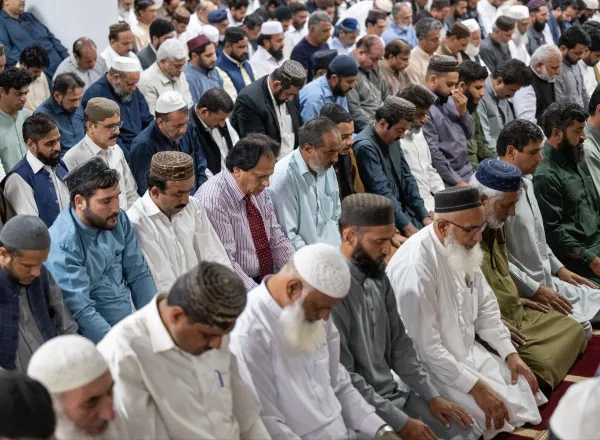 ڈاکٹر العیسی کا پارلیمنٹ و سینیٹ کی جامع مسجد میں خطبۂ جمعہ