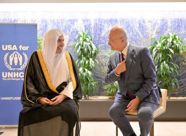 الأمين العام لرابطة العالم الإسلامي يلقي الكلمة الافتتاحية لفعالية مفوَّضية شؤون اللاجئين للدورة "٨١" للجمعية العامّة بالأمم المتحدة بنيويورك