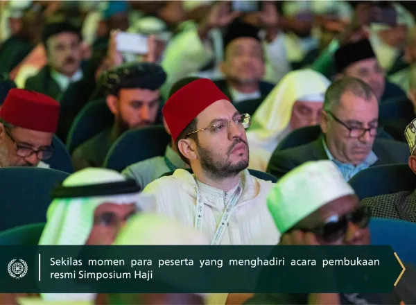Yang Mulia Sekretaris Jenderal LMD, Ketua Asosiasi Ulama Muslim, Syekh Dr. Mohammed Alissa berpartisipasi dalam sesi pembukaan peluncuran Simposium Haji pada sesi ke-48, yang diadakan di Makkah