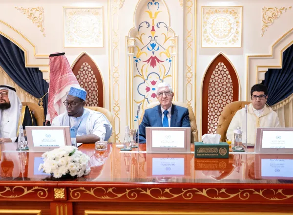 Algunas imágenes de la inauguración, esta tarde en La Meca, por el Secretario General y Presidente del Consejo de Ulemas, el Sheij Dr. Mohammed Al-Issa, de las sesiones del «Foro internacional sobre los milagros científicos en el Corán y la Sunna»