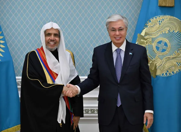 الرئيس الكازاخستاني يستقبل الأمين العام لرابطة العالم الإسلامي
