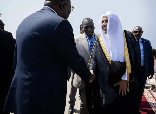 Le Secrétaire général de la Ligue islamique mondiale, Président de l’Organisation des savants musulmans, cheikh Mohammed Alissa , est arrivé en République du Soudan.