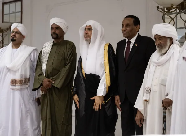 H.E. the Secretary-General of (MWL) in Sudan: Strengthening cooperation and supporting efforts to restore stability and peace through high-level meetings held by H.E. Sheikh Dr. Mohammed Al-Issa with government leaders and delegations of scholars