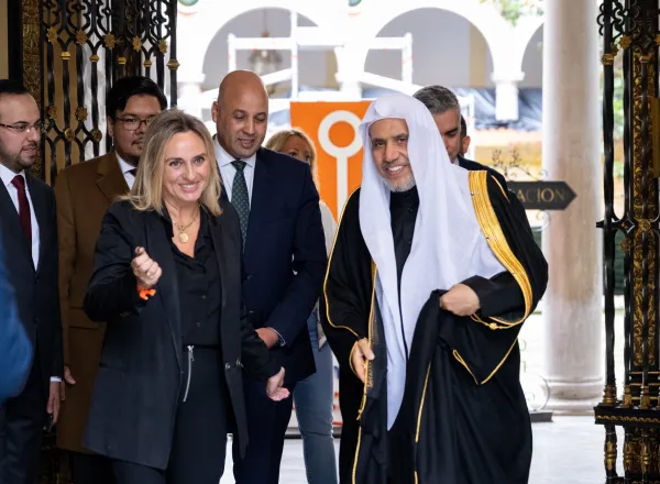 H.E. Sheikh Dr. Mohammed Al-Issa, met with Ms. Maria Francisca Carazo Villalonga