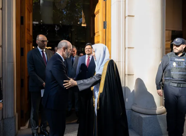 The President of the Senate of Spain Receives the Secretary-General of the Muslim World League