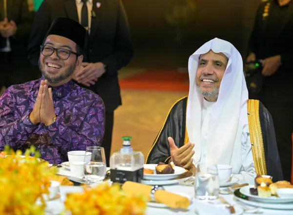 Dr. Al-Issa inaugurates from Malaysia the World Council for Scientific Miracles in the Qur’an and Sunnah, and sponsors the closing ceremony of the “Iman and Sains” program and competition