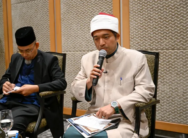 Secretary-General of the Muslim World League Meets with Senior Malaysian Scholars from Across the States