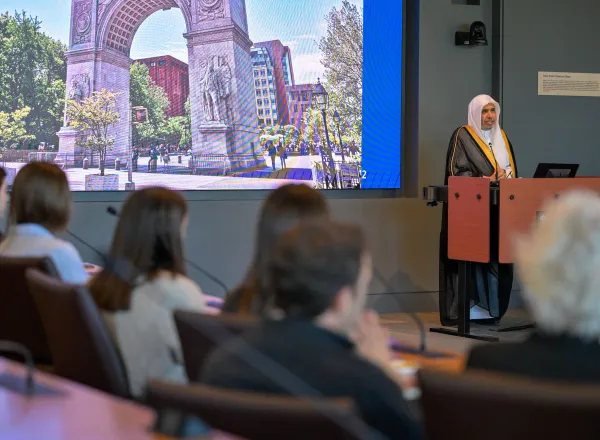 On “Artificial Intelligence” and Hate Speech on Social Media Platforms  New York University Hosts a Lecture and Comprehensive Dialogue with the Secretary-General of the Muslim World League