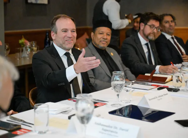 Foreign Policy Magazine Hosts the Secretary-General of the Muslim World League