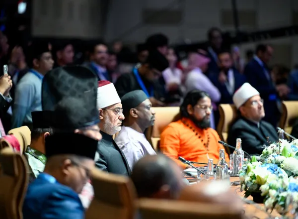 صورٌ من القمة الدولية الثالثة للقيادات الدينية، بمشاركة معالي الأمين العام، رئيس هيئة علماء المسلمين، فضيلة الشيخ د. ⁧‫محمد العيسى‬⁩ ‬⁩ متحدثًا رئيسيًا في حفل الافتتاح