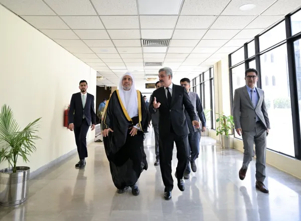 H.E. the Chief Justice of Pakistan hosted H.E. Sheikh Dr. Mohammed Al-Issa , Secretary-General of the MWL, at the Supreme Court