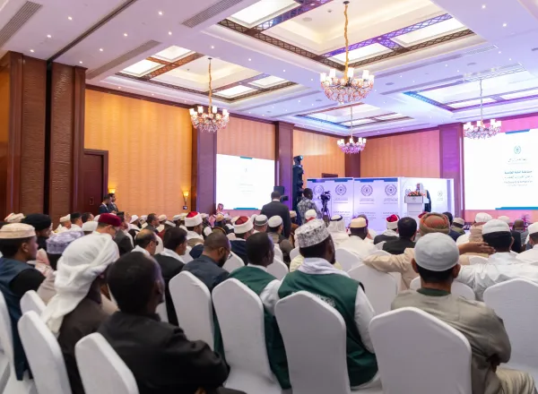 Les musulmans d'Afrique ayant participé au Concours des meilleurs récitateurs des dix  lectures du Coran proposent de rendre annuelle cette compétition africaine