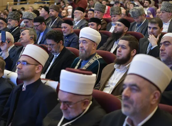 Lors de sa conférence, la Ligue a réuni un nombre de chefs religieux, intellectuels et politiques représentant 43 pays.