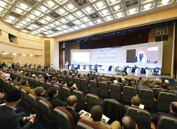 Une large participation qualitative à la conférence dans ses deux lieux (Moscou et à Grozny).