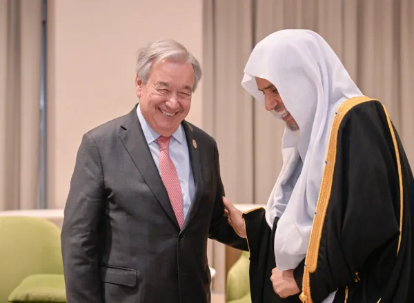 التقى معالي الأمين العام، رئيس هيئة علماء المسلمين، فضيلة الشيخ د.⁧‫ محمد العيسى‬⁩ ⁦‪‬⁩، في الرياض، معاليَ الأمين العام للأمم المتحدة، السيد أنطونيو غوتيريش