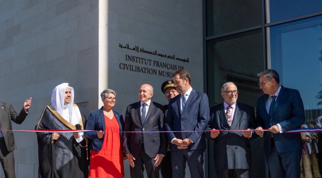 Le D. Mohammad Alissa a  participé avec le Ministre de l’intérieur M. Christophe Castaner à l’inauguration de l’Institut français de civilisation musulmane à Lyon qui est considéré comme l’un de plus grand de ce genre en France.