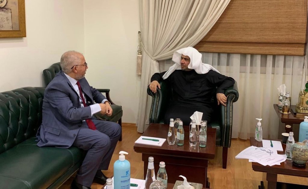 Mohammad Alissa a accueilli M.Mohamed Bechari, Secrétaire général du WMuslimCC au siège de la LIM à Riyadh .