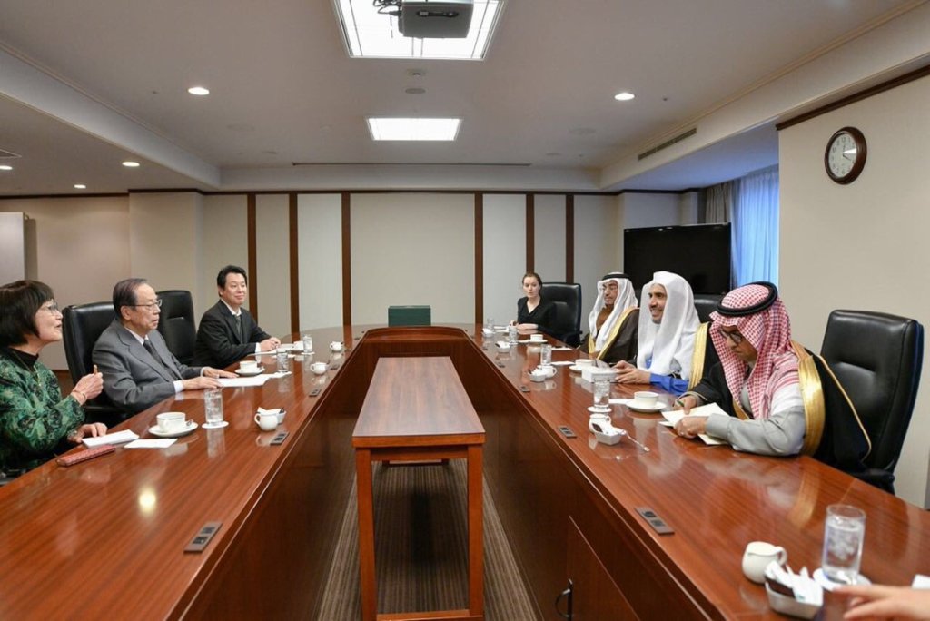 HE MWL's SG Dr. Mohammad Alissa meets in Tokyo with H.E. Yoshihiko Noda, former PM & DPJ head